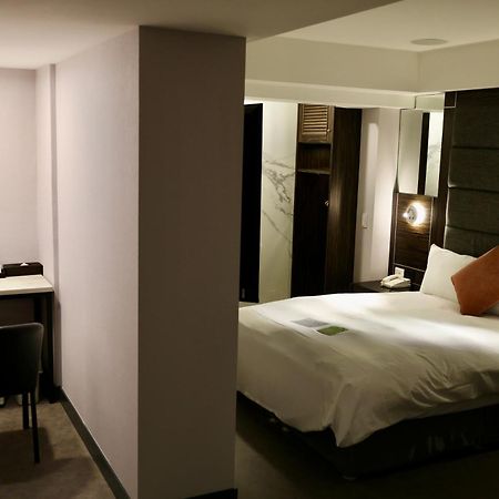Hub Hotel - Zhongshan Branch Taipei Exterior photo
