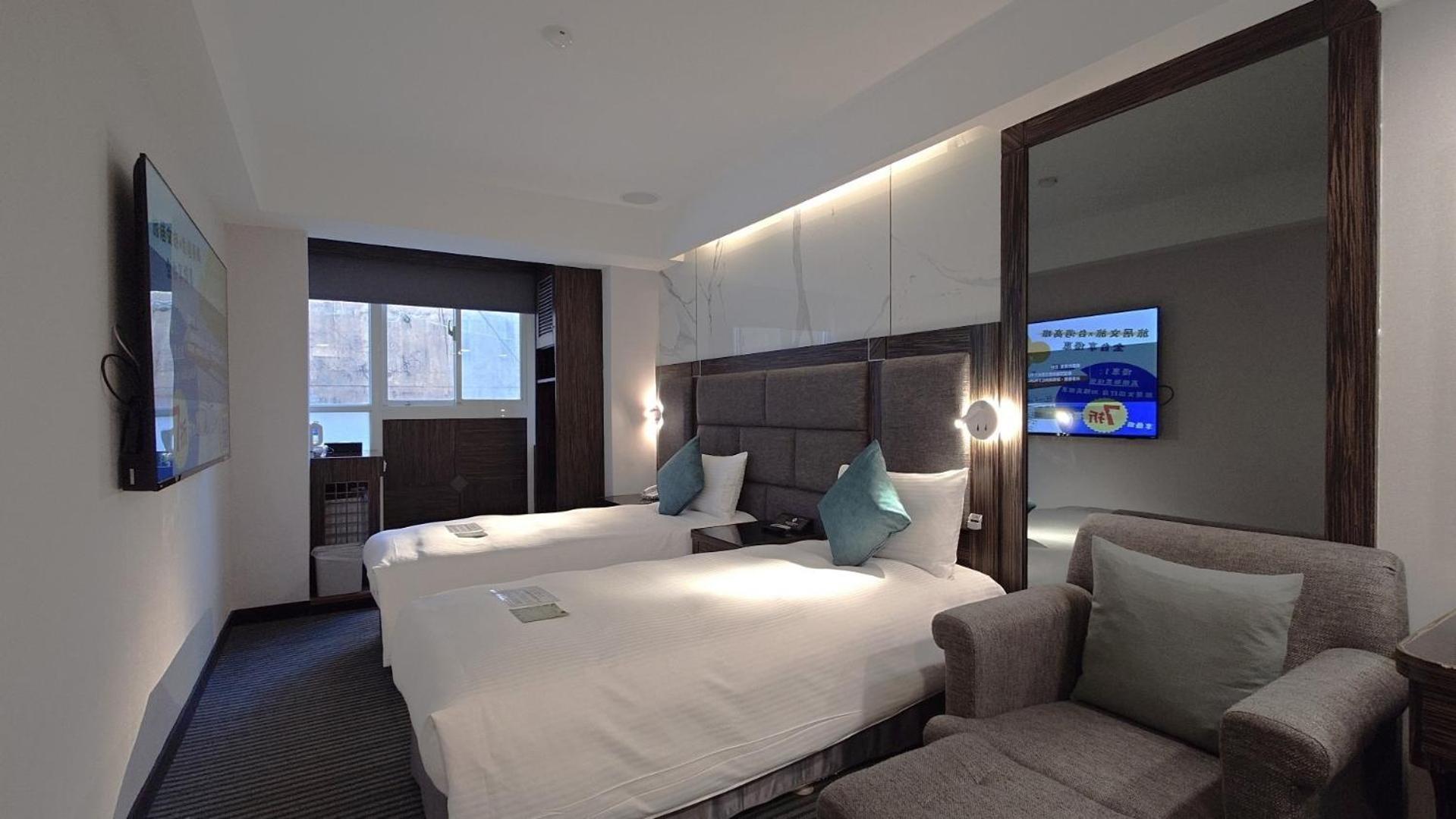 Hub Hotel - Zhongshan Branch Taipei Exterior photo
