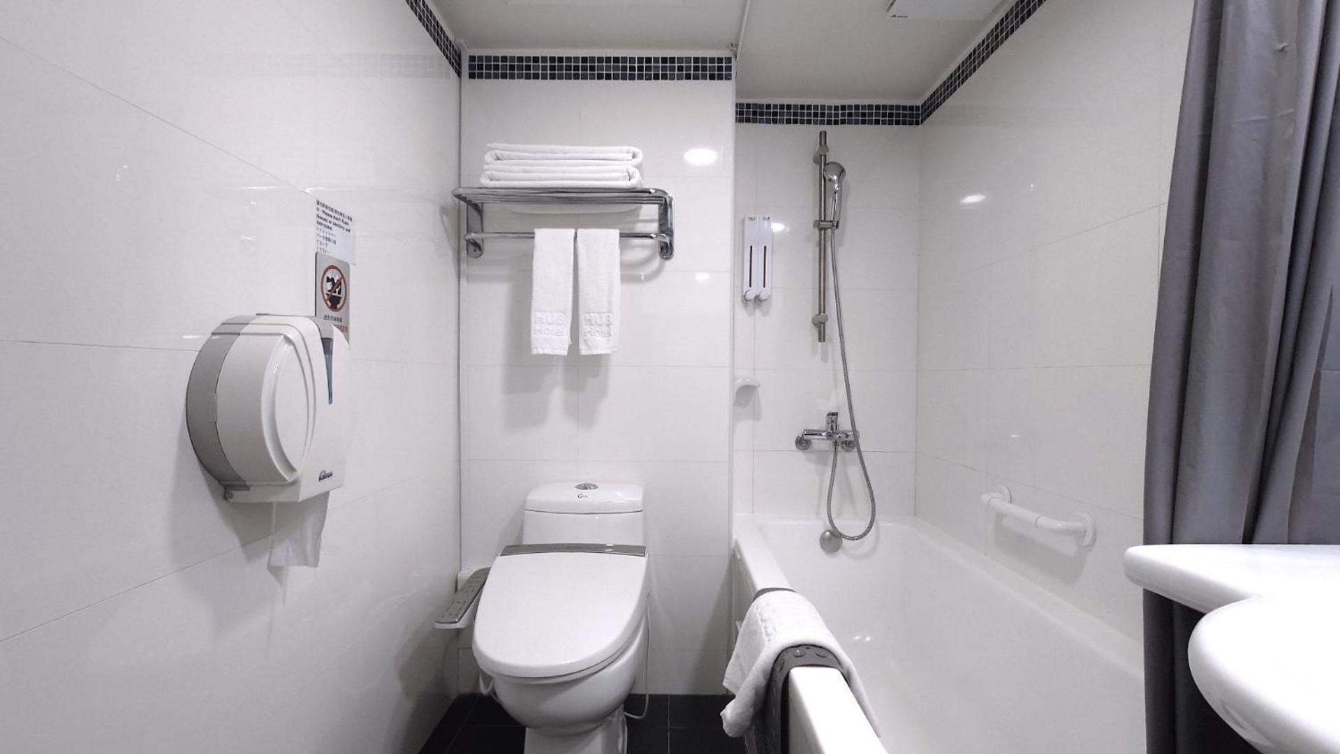 Hub Hotel - Zhongshan Branch Taipei Exterior photo